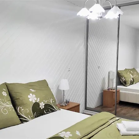 Apartment Royal Garden *** *